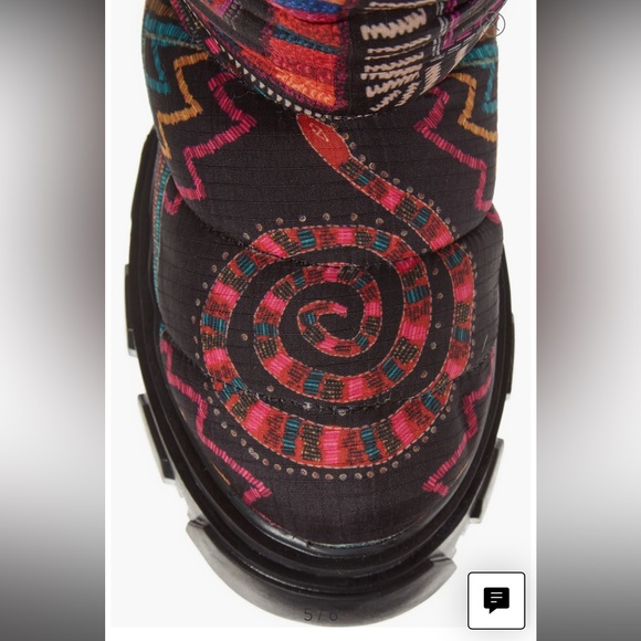 FARM RIO 🌿Tall Lug Sole Puffer Boot - Picture 7 of 8